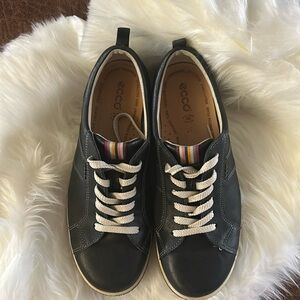 Ecco sneakers